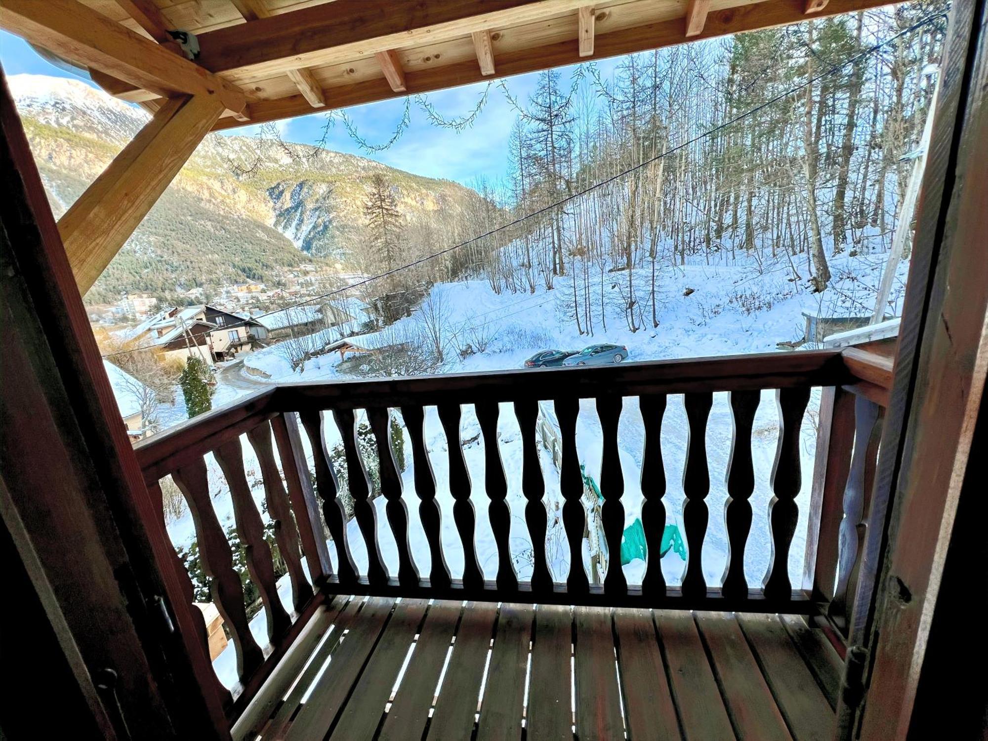 Charmante Maison De Montagne Briançon Extérieur photo