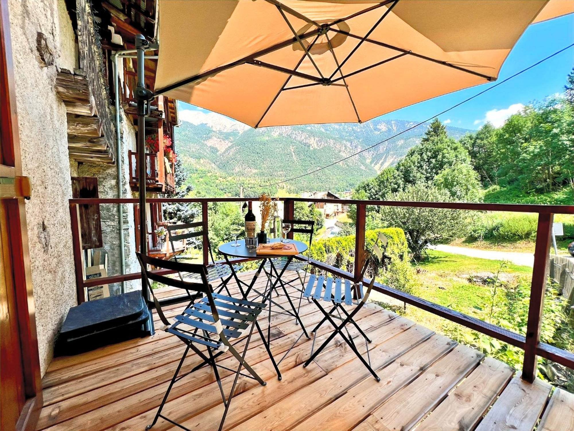 Charmante Maison De Montagne Briançon Extérieur photo
